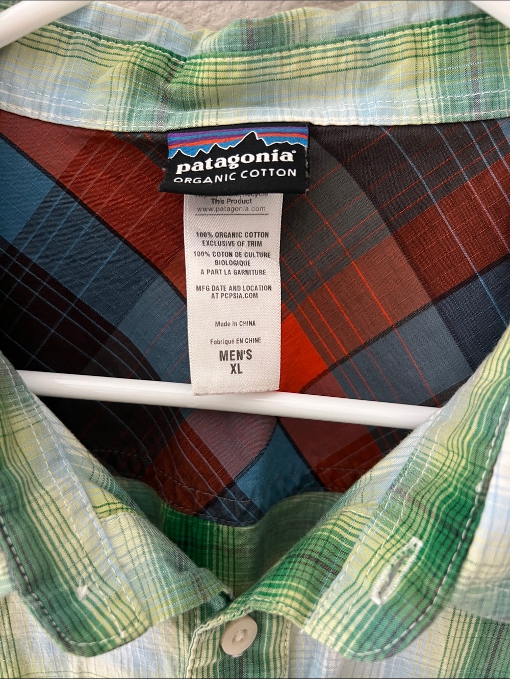 Patagonia short sleeve button down med size XL - Picture 2 of 5